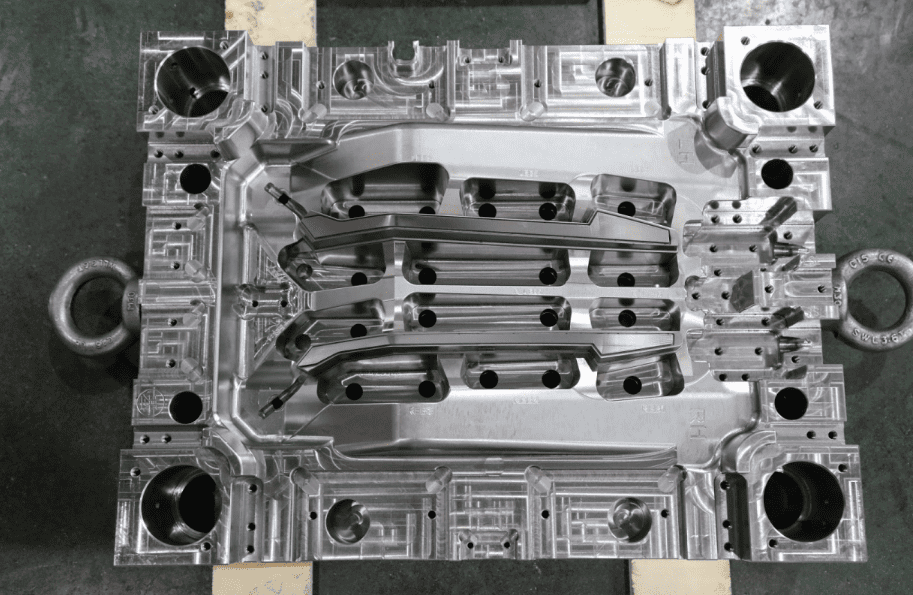 금형용 몰드베이스 정밀가공