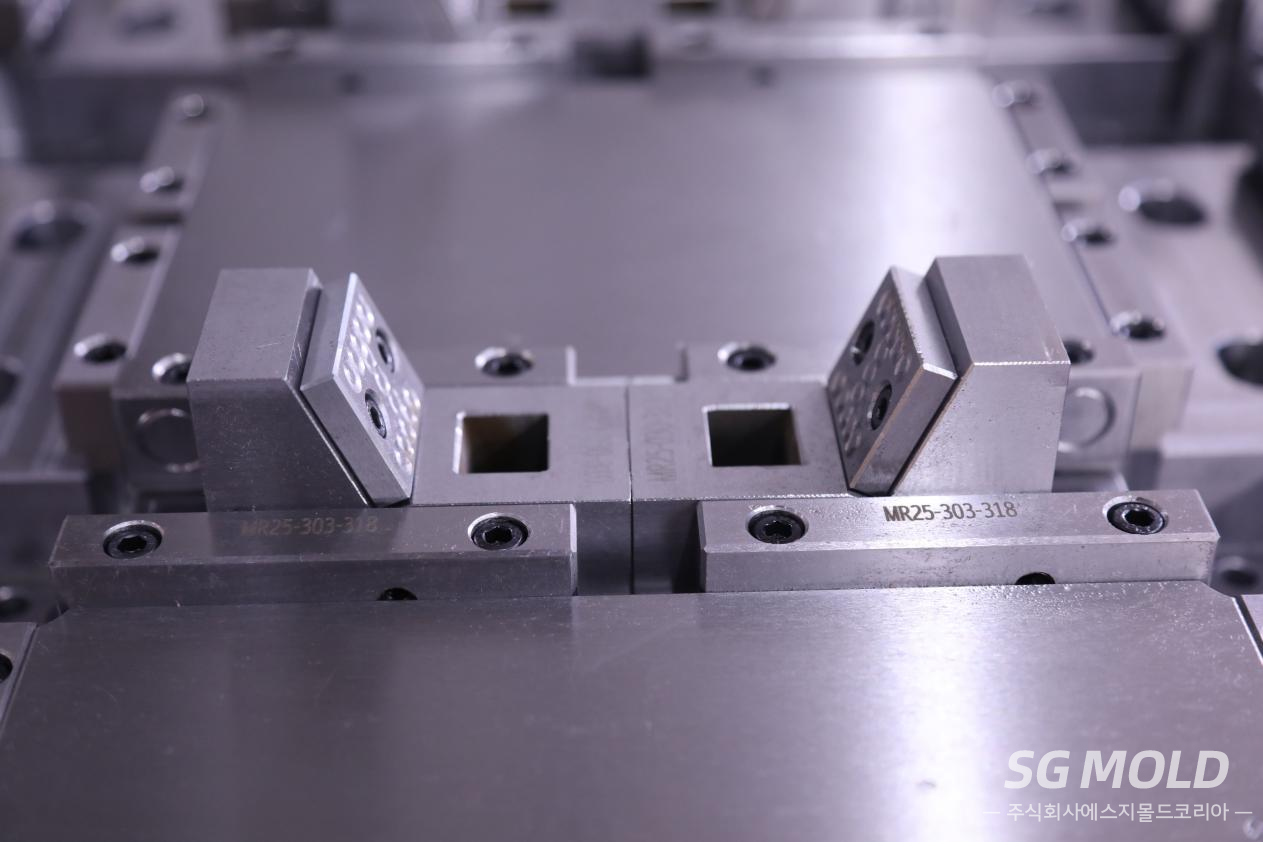 금형 절단면 품질과 버 문제 해결 | 몰드베이스 핵심 가공 단계 | SGMOLD