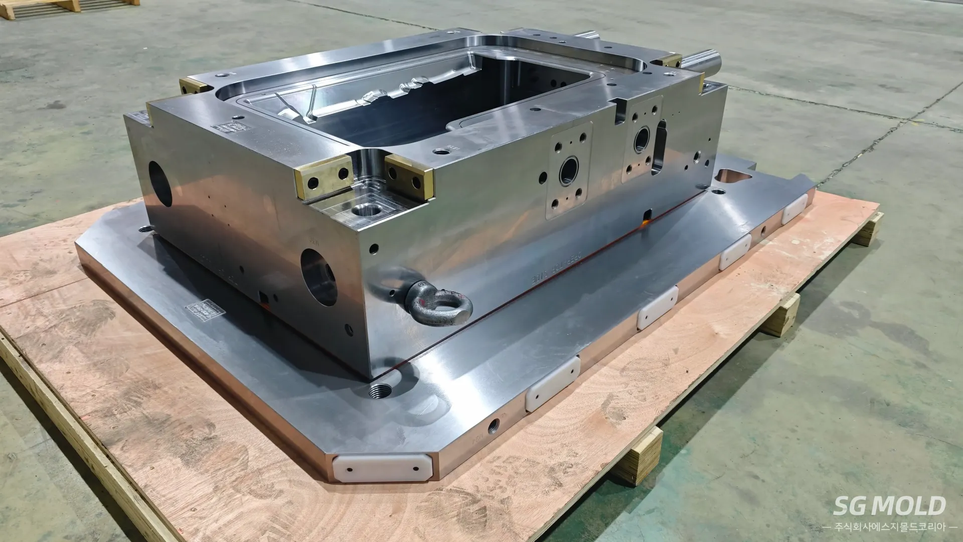 고정밀 비표준 몰드베이스